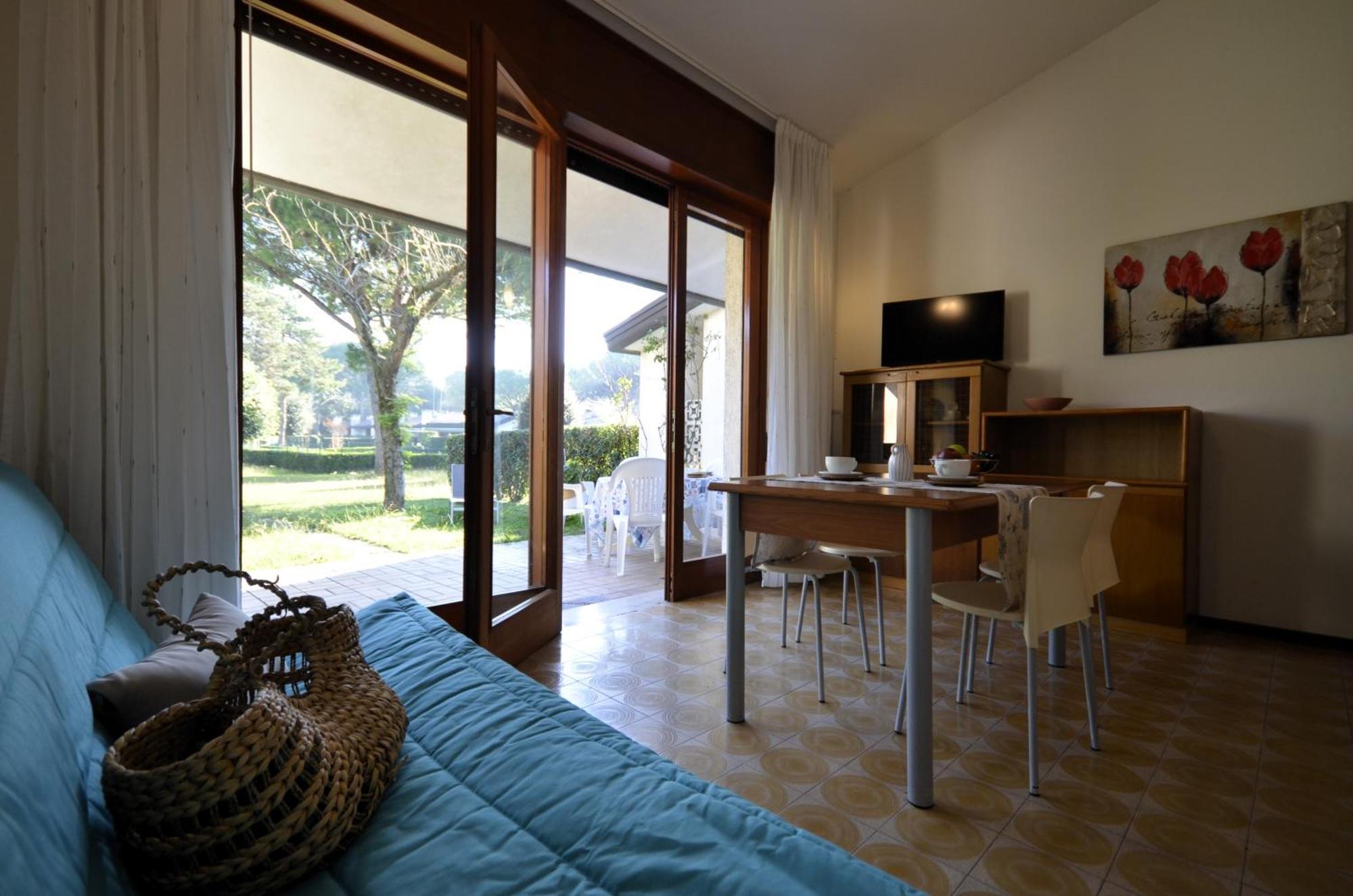 Villaggio Club Dei Pini 比比翁 外观 照片